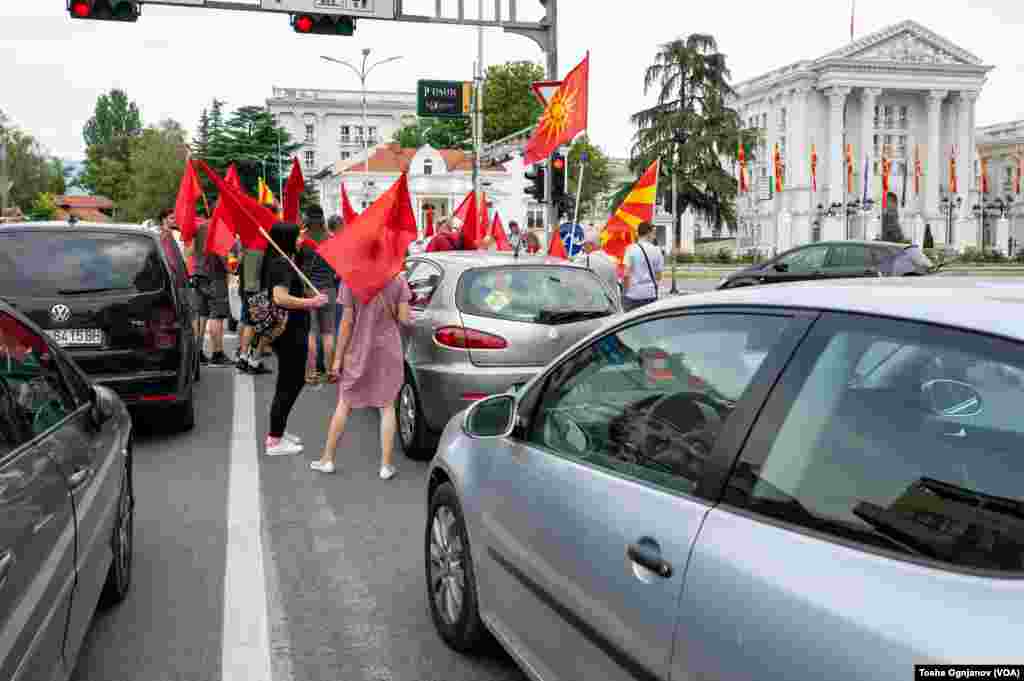 Traffic Blockade at the Government of N. Macedonia, Rally against the French proposal for EU negotiations