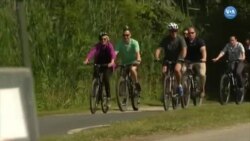 Biden Bisikletten Düştü