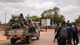 SECURITY BURKINA FASO -POLITICS-COMPARE - gendarmes army police patrol Ouagadougou