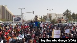 La manifestation à Dakar, Sénégal, le 24 mai 2018. (VOA/Seydina Abe Gueye)