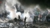 Протистояння у Києві: щонайменше 9 загиблих; вхід у метро «Хрещатик» забарикадували 