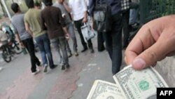 Rusiyada bu gündən etibarən bütün valyutadəyişmə məntəqələri bağlanır