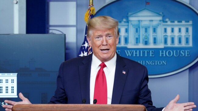 特朗普总统在有关新冠病毒疫情的每日白宫记者会上讲话。(2020年4月8日)