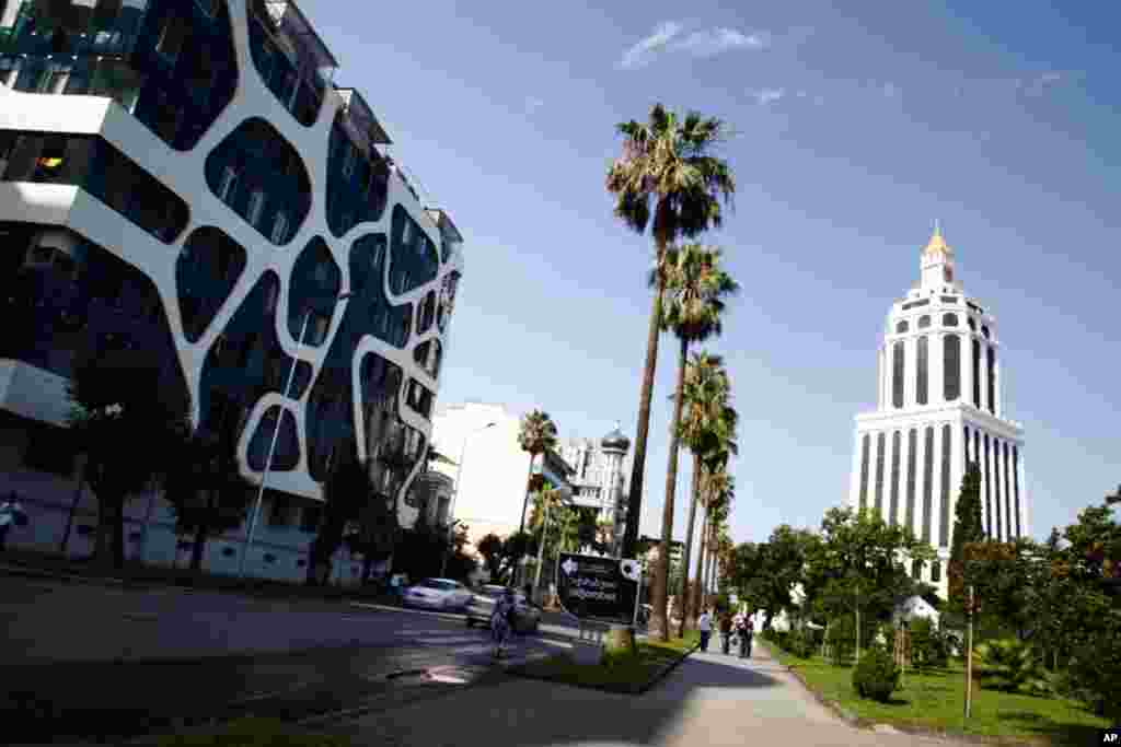 Sheraton hotel in Batumi. (Yuli Weeks/VOA)