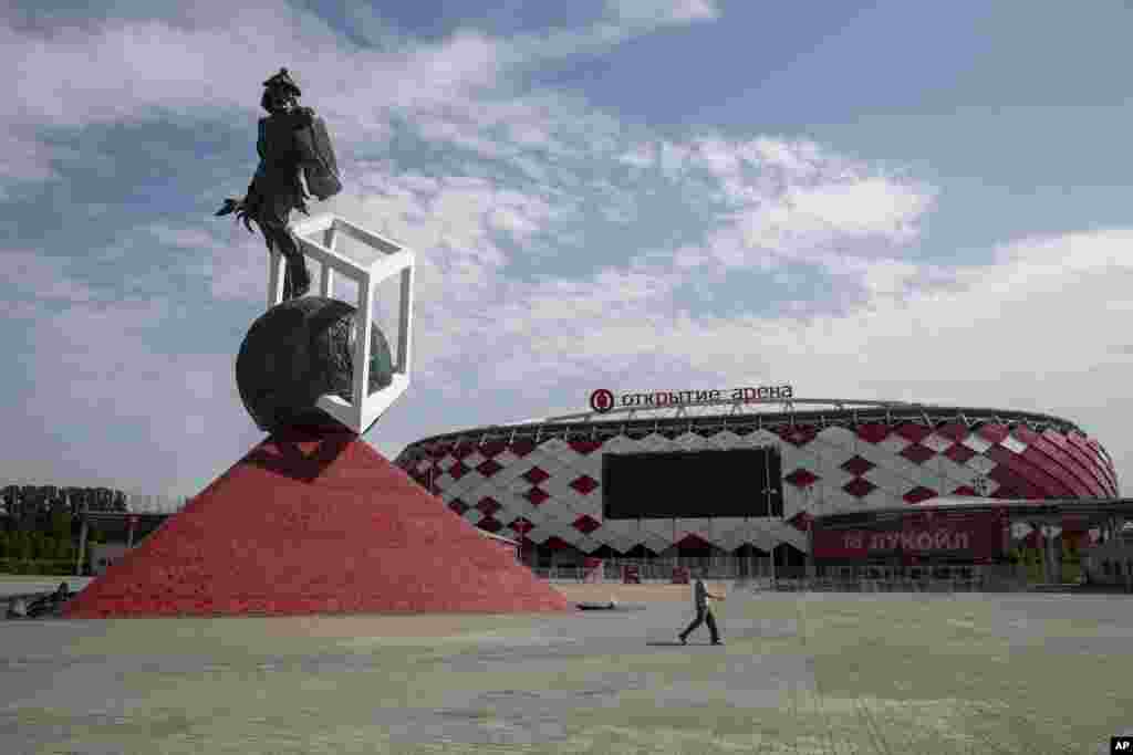 The Spartacus statue installed in front of Spartak Moscow soccer club&#39;s Otkrytie Arena stadium which will host some 2018 World Cup matches in Moscow, Russia. FIFA was rocked by the massive U.S. federal corruption indictment&nbsp;against current and former top officials as well as the announcement of a separate investigation by Swiss authorities into allegations connected to the awarding of the 2018 and 2022 World Cups.