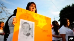 미 텍사스주가 22일 멕시코 국적 사형수 에드가 타마요에 대한 사형을 집행했다. 지난 19일 그의 고향인 멕시코 미카틀란에서 사형 중지를 요구하는 집회가 열렸다.