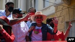 资料照片：洪都拉斯总统候选人希奥玛拉·卡斯特罗参加一次抗议活动。(2021年9月15日)