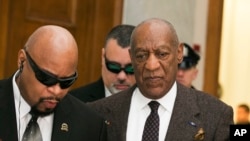 Actor and comedian Bill Cosby arrives for a court appearance in Norristown, Pennsylvania, Feb. 3, 2016.