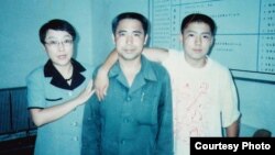 རྒྱ་ནག་གིས་རྒྱུན་རིང་བཙོན་འཇུག་བྱེད་པའི་ཆབ་སྲིད་བཙོན་པ་ཞིག་གློད་འགྲོལ་བྱུང་བ།