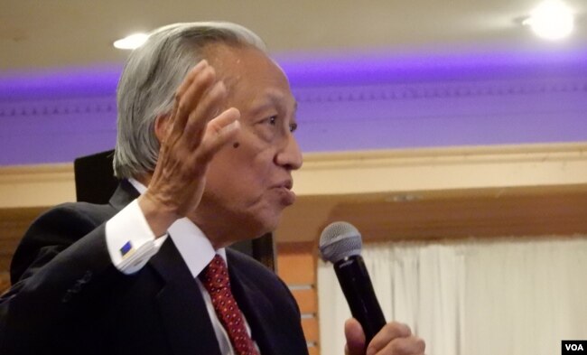 Cựu tổng trưởng Nguyễn Đức Cường, Chủ tịch Hội đồng Quản trị IRCC, phát biểu trong buổi họp mặt (Ảnh: Bùi Văn Phú)