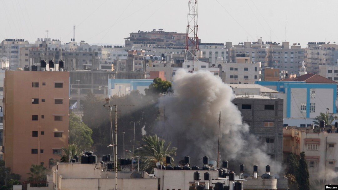 Pertempuran kembali berkobar di Gaza setelah gencatan senjata 5 jam, Kamis (17/7). 