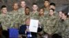 트럼프, 국방수권법 서명…“미군 전사자 적진에 남겨두지 않을 것”