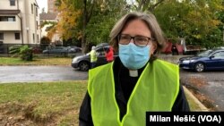Svake nedelje primorani smo da odbijemo sedamdesetak porodica jer su potrebe velike: En Dersi