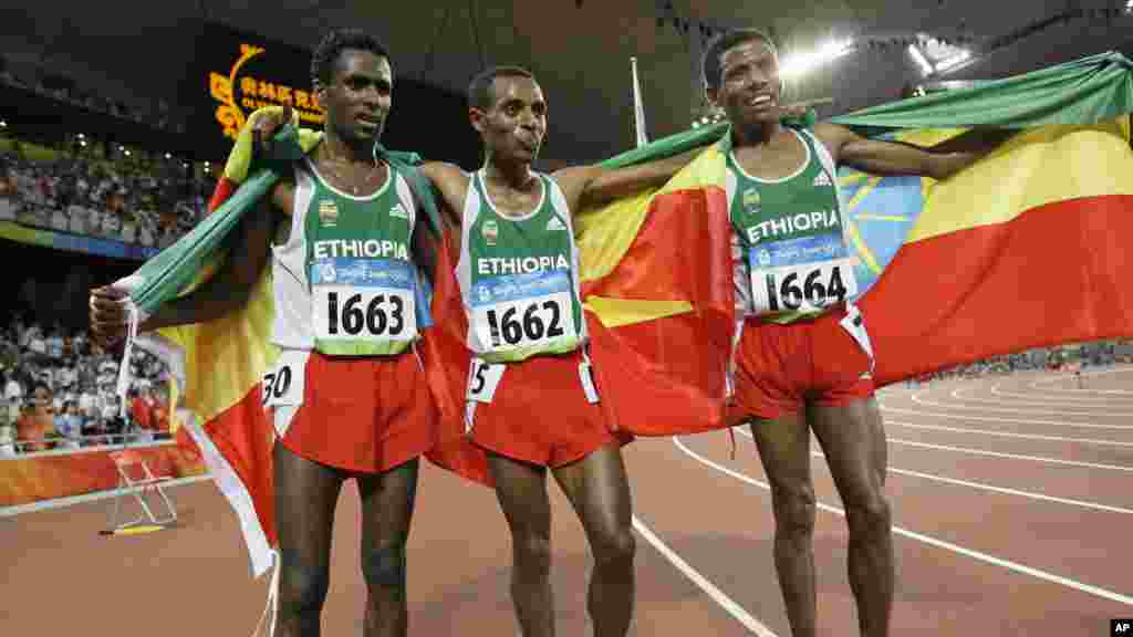 ኃይሌ ገብረ ሥላሴ የረጅም ርቀት ሩጫ ንጉስ፡- ታሪካዊ ፎቶዎች