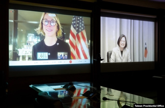 台湾总统蔡英文与美国驻联合国常任代表克拉夫特大使1月14日进行视频谈话。（图片来源 台湾总统府网站）