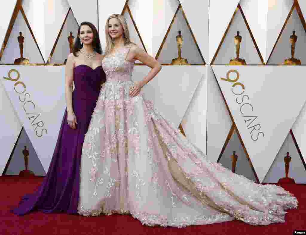 Ashley Judd and Mira Sorvino on the red carpet at the 90th Academy Awards in Hollywood, Ca, March 4, 2018. 