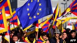 2016年3月10日比利時藏族社區成員於在歐盟布魯塞爾總部前示威