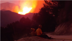 Langit merah akibat kebakaran hutan terlihat di California (dok: Yulfiano)