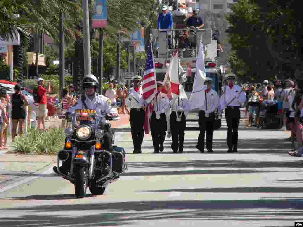 4th ofJuly, the United States is celebrating the 237th anniversary of independence from British rule. Parade in Lauderdale by the Sea, Florida. 