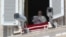 El secretario de Estado, Pietro Parolin, número dos en la jerarquía de la Santa Sede, dijo que el Vaticano no ha tomado nuevas medidas de seguridad, que ya son de alto nivel.