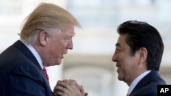 Donald Trump et Shinzo Abe, la Maison Blanche, Washington, le 10 février 2017. (AP Photo/Andrew Harnik)