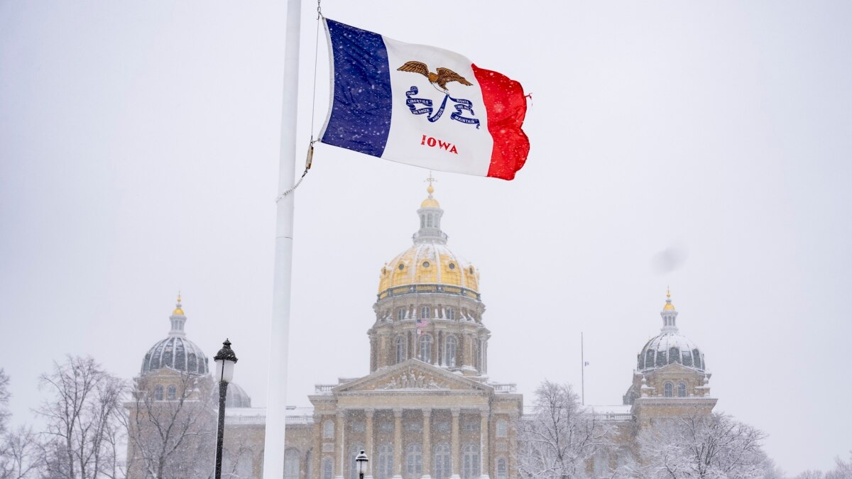 Los votantes republicanos de Iowa se reúnen esta semana para