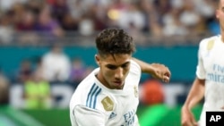 Achraf Hakimi lors du match amical entre le Real Madrid et le FC Barcelone à Miami, le 29 juillet 2018