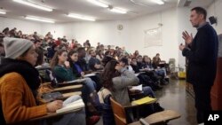 Một lớp học hóa tại Brooklyn College (ảnh tư liệu, 2/2017)