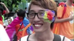 HRW khen ngợi, hối thúc Việt Nam về luật chuyển đổi giới tính