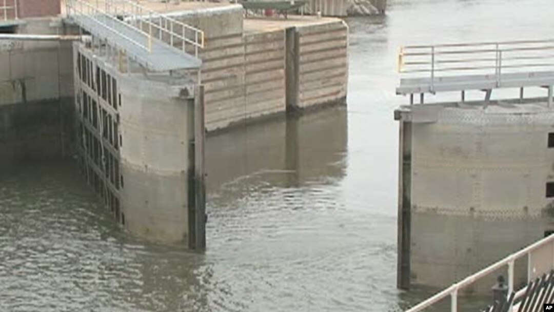 A government shutdown could even affect the Illinois River, an important waterway for agriculture