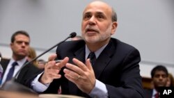 Ben Bernanke reiteró que todavía no ha llegado el momento de elevar las tasas de interés.