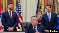 دونالد ترامپ، مارکو روبیو و جی‌دی ونس در کاخ سفید