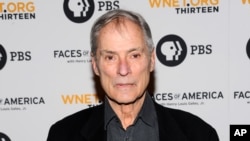 FILE - In this Feb, 1, 2010 file photo, journalist Bob Simon attends the premiere screening of "Faces of America With Dr. Henry Louis Gates Jr." at Jazz at Lincoln Center in New York.