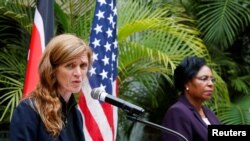 Mkuu wa shirka la Marekani la Maendeleo ya Kimataifa, USAID, Samantha Power (Kushoto) na waziri wa wa huduma za umma, jinsia na wazee, Margaret Kobia.