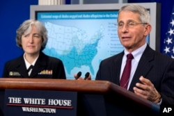 Dr. Anthony Fauci, director of NIH/NIAID, right, with Dr. Anne Schuchat, principal deputy director of the Center for Disease Control, speaks about the Zika virus, Monday, April 11, 2016, during a news briefing with White House in Washington. (PHOTO AP)