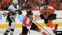 Матч между Philadelphia Flyers и Pittsburgh Penguins 