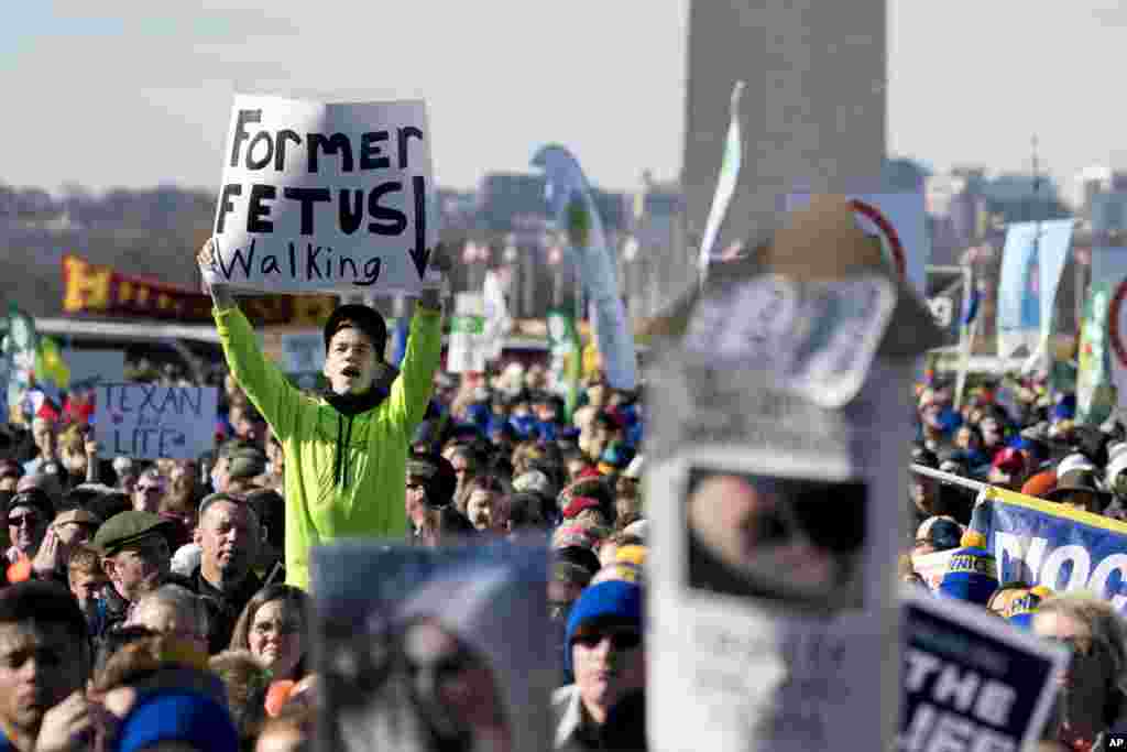 &laquo;رژه برای زندگی&raquo;، تجمع مخالفان سقط جنین در شهر واشنگتن، پایتخت آمریکا.