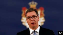 Predsednik Srbije Aleksandar Vučić na konferenciji za štampu u Beogradu, nakon ubistva lidera Srpske liste SDP Olivera Ivanovića u severnom delu Kosovske Mitrovice, 16. januara 2018.