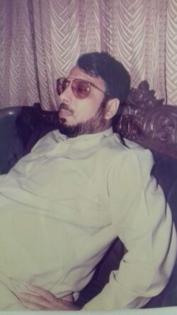 علامہ احسان الہٰی ظہیر 1987 میں لاہور میں بم دھماکے میں ہلاک ہو گئے تھے۔