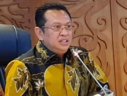 Ketua MPR Bambang Soesatyo di gedung MPR/DPR, Jakarta, Selasa (14/1). (Foto: VOA/Fathiyah)