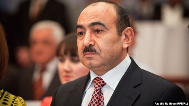 Məhkəmə İkram Rəhimovun həbs müddətini üç ilə endirdi, jurnalist etiraz edir
