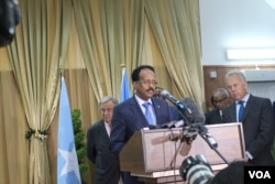 FILE - Somalia's president, Mohamed Abdullahi Farmajo, speaks about the drought in his country during a joint news conference in Mogadishu with U.N. Secretary-General Antonio Guterres, March 7, 2017. (Photo: Abdulkadir Mohamed Abdulle)