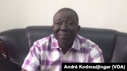 Alladoum Djarmah Balthazar rapport general du CNDP membre de l'opposition, le 26 fevrier 2019. (VOA/André Kodmadjingar)