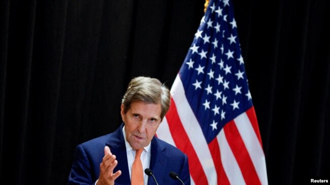 John Kerry göreve başlamasından bu yana birçok ülkede temaslarda bulundu