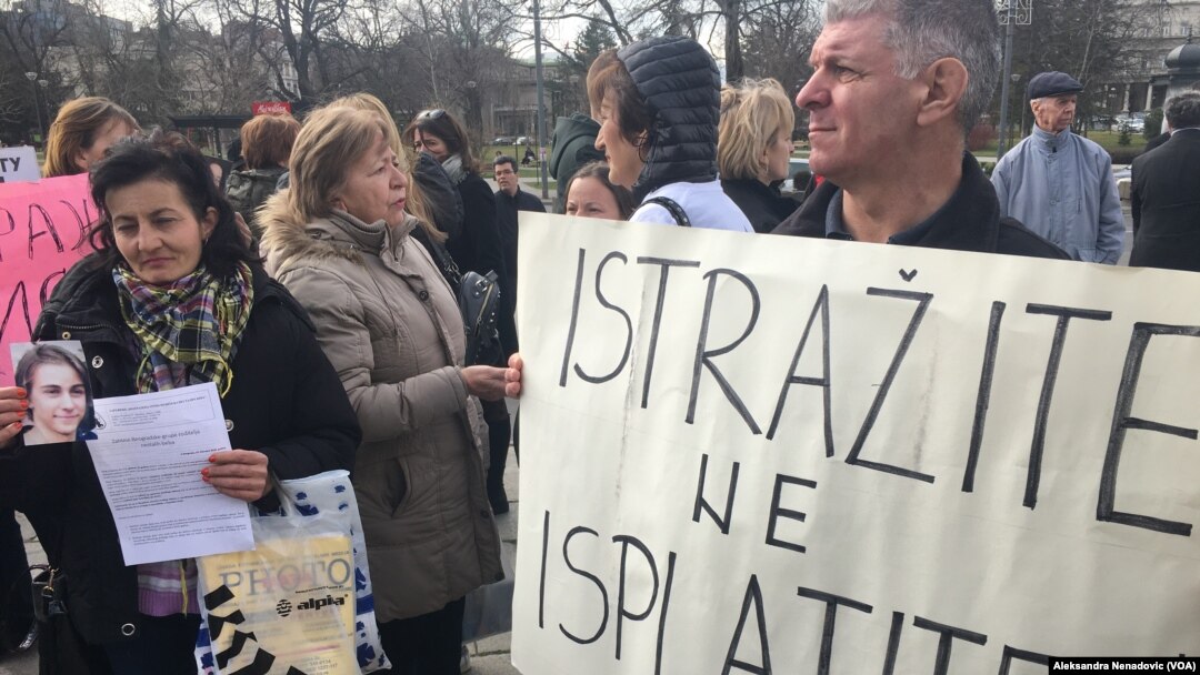 Roditelji nestalih beba traže istragu o njihovoj deci, a ne obeštećenje, Foto: VOA