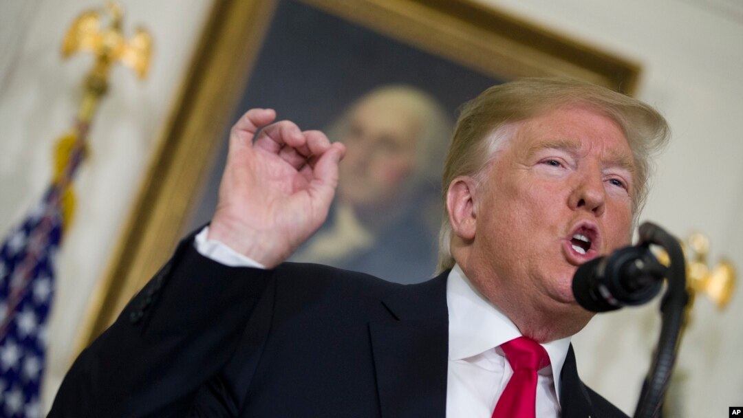 Predsednik Donald Tramp govori o delimičnom zatvaranju vlade, imigraciji i bezbednosti granice u Beloj kući, u Vašingtonu, 19. januara 2019.