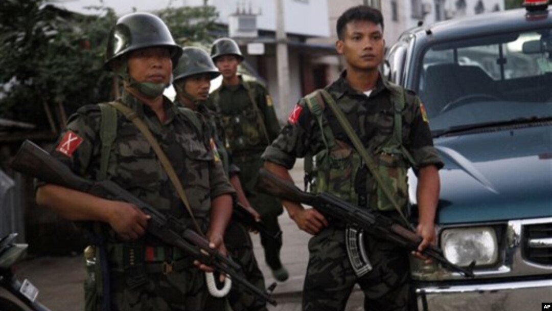 Tentara pemberontak Myanmar di dekat perbatasan China (foto; dok).