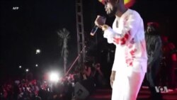 Bobi Wine en concert devant des milliers de fans en Ouganda (vidéo)