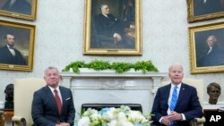 جو بایدن، رئیس جمهوری آمریکا، و ملک عبدالله دوم، پادشاه اردن، در کاخ سفید - ۱۹ ژوئیه ۲۰۲۱