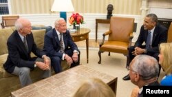 El presidente Barack Obama se reunió con los astronautas del Apolo 11 para conmemorar el 45 aniversario de la misión. 